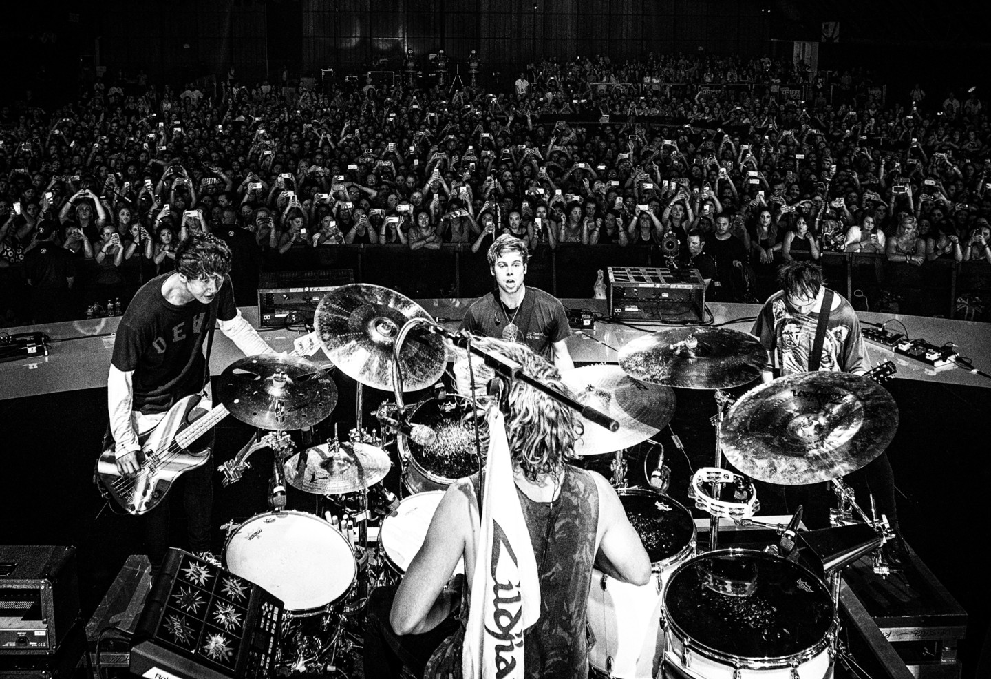 5SOS Sounds Live Feels Live Official North American Tour App