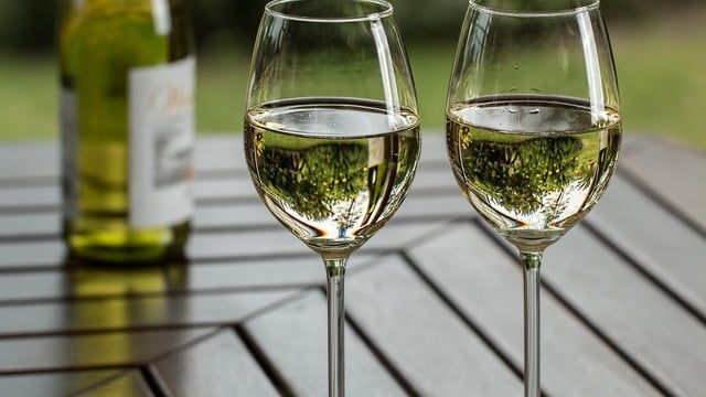 Uncork a New Favorite with These Apps for Wine Enthusiasts