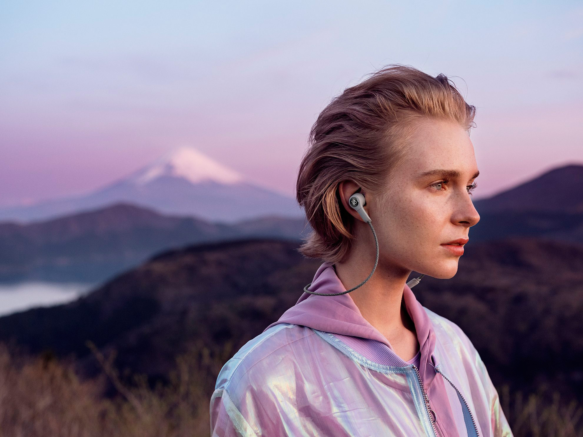 Beoplay Unveils New Fall-Inspired Colors for Its Popular Headphones ...